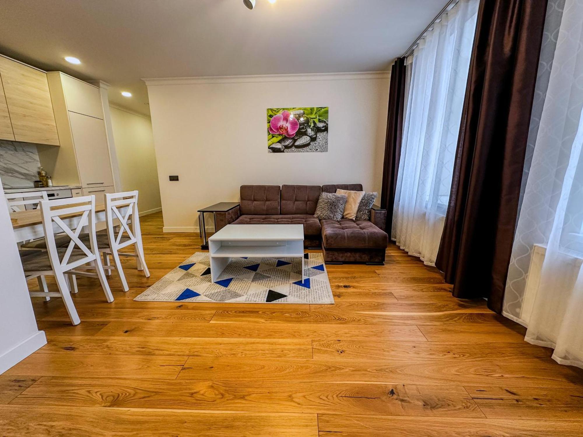 One Bedroom Promenade Apartment Riga Ngoại thất bức ảnh
